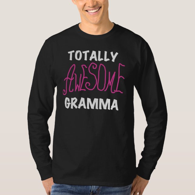 Totalt enorma Gramma rosa T-tröjagåvor Tee Shirt (Framsida)