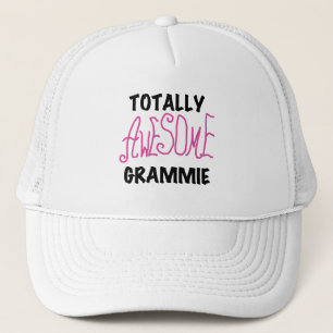 Totalt enorma Grammie rosa T-tröjagåvor Truckerkeps
