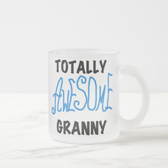 Totalt enorma GrannyblåttTshirts och gåvor Frostad Glasmugg (Höger)