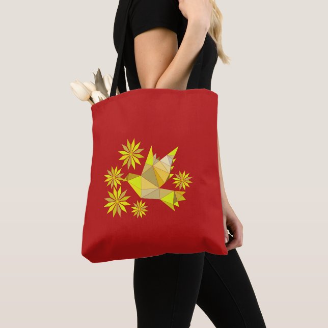 Tote med kreativ med blomma tygkasse (Närbild)