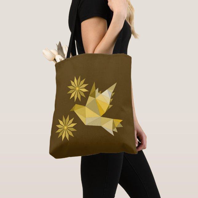 Tote med kreativ med blomma tygkasse (Närbild)