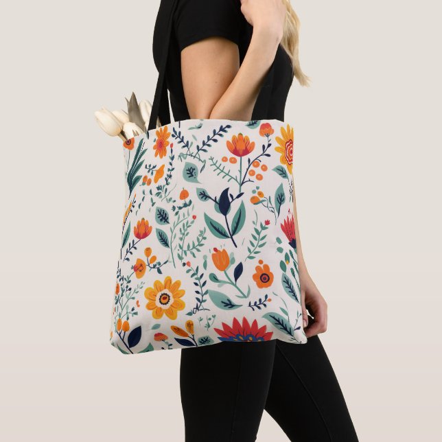 Toteväska med ljust blommande mönster  tygkasse (Närbild)