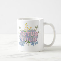 Totus Tuus Katolsk Mariakruk med blommor