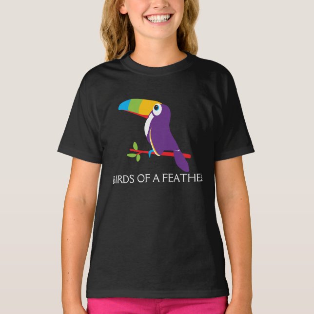 Toucan fåglar av en fjädergrafik t-shirt (Framsida)