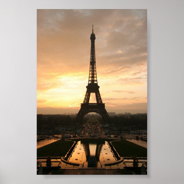 Tour eiffel vid soluppgången från trocadero poster (Framsidan)