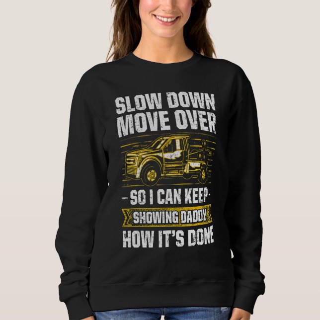 Tow Trucker Tow Truck Driver Tow Operator Breakdow T Shirt (Framsida)
