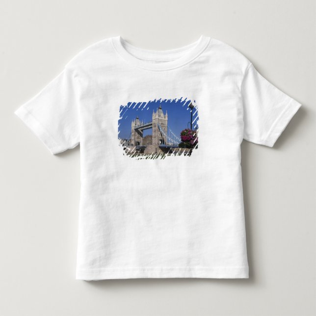 Tower Bridge, floden Themsen, London, England Tee Shirt (Framsida)