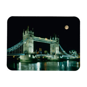 Tower Bridge nattetid, London, England Magnet