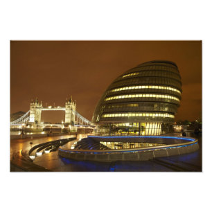 Tower Bridge, och Greater London Authority Fototryck