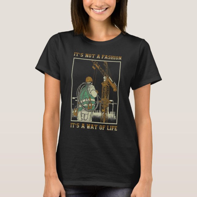 Tower Crane Operator Essential T Shirt (Framsida)