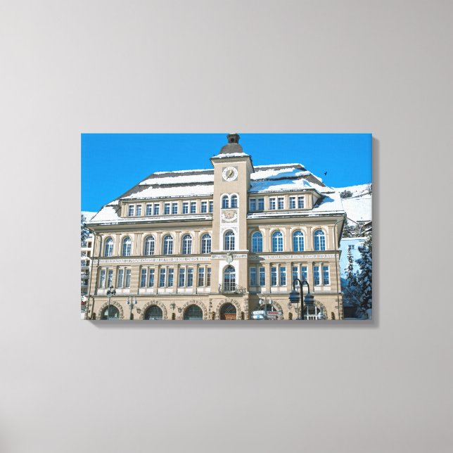Town Hall in St Moritz, Schweiz Canvastryck (Framsida)