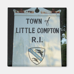 Townen av lite Compton, träRI undertecknar Magnet
