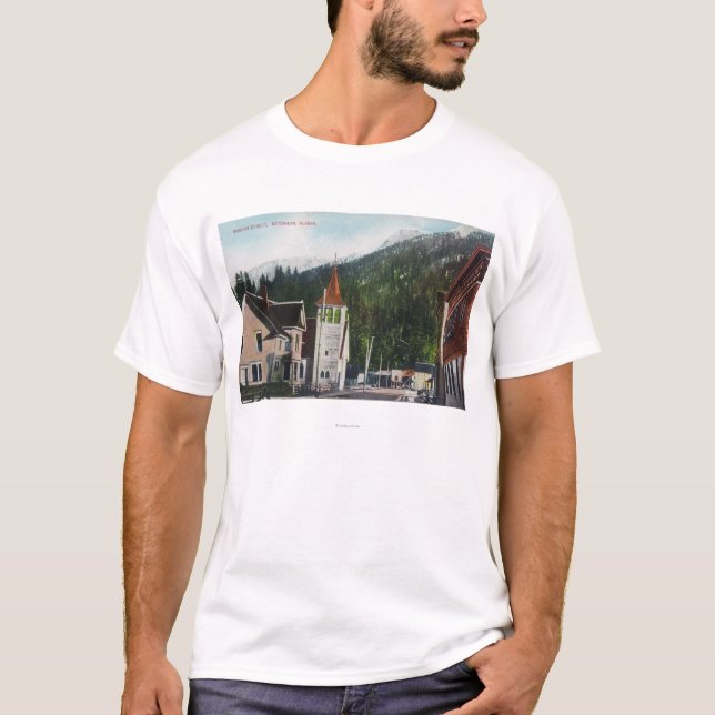 Townen beskådar av beskickningen StreetKetchikan, Tee (Framsida)