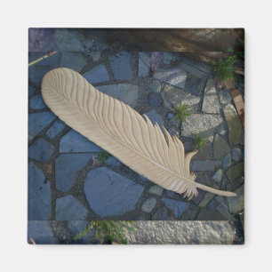Trä Feather Magnet
