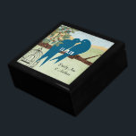 Trä Grain Bird Cage Teal Cute Kissing Love birds Smyckeskrin<br><div class="desc">Anpassningsbar Designer-Smyckeskrin för bröllop Black Lacquer Personlig Designer eller Elegant för minneslåda Unik julklapp eller Valentines day-gåvor på årsdagen för Bröllop</div>