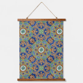 Trä toppade väggfack med medalliondesign