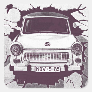 Trabant bil, svart & vit, Berlin vägg (1) Fyrkantigt Klistermärke
