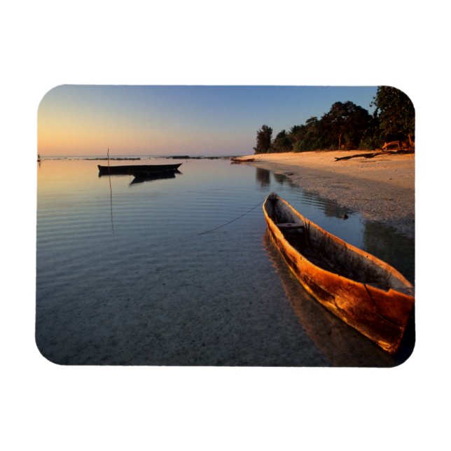 Träbåtar på Tondooni Beach Magnet (Horisontell)