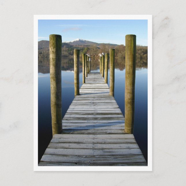 Träbåtslandning på Derwentwater Postcard Vykort (Framsida)