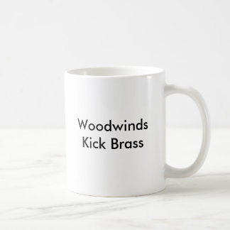 Träblåsinstrument sparkar mässing kaffemugg