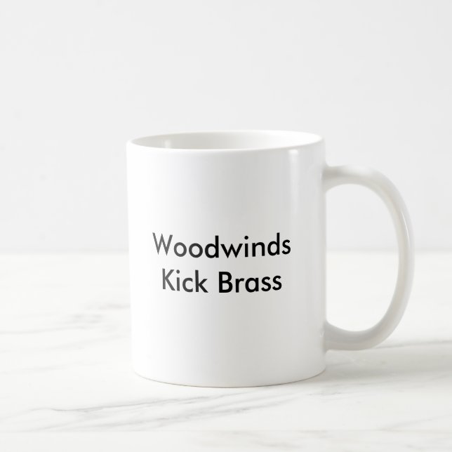Träblåsinstrument sparkar mässing kaffemugg (Höger)