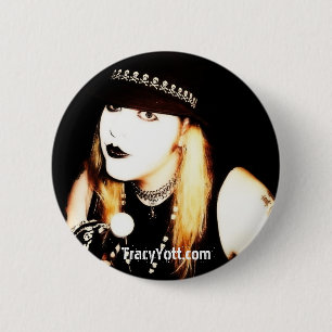 Tracy Yott knäppas Knapp