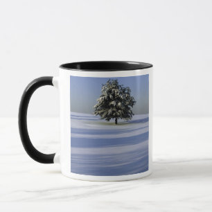 Träd i täckt snö landskap mugg