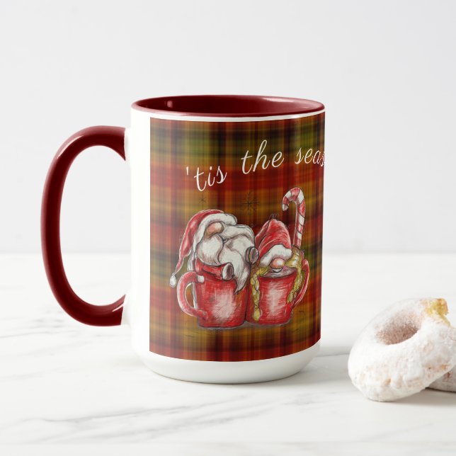 Träd med Gnomes Tis Season Mugg (Med munk)