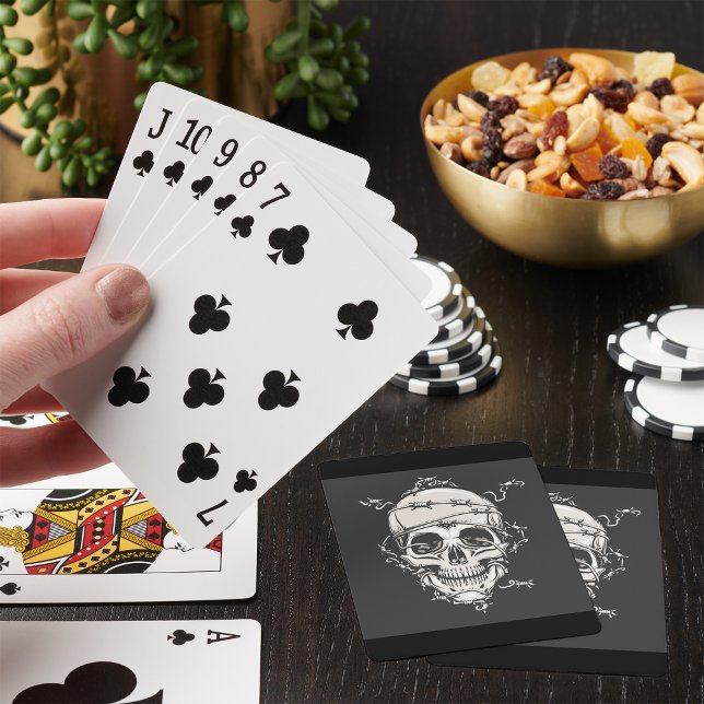 Tråd med skulltråd casinokort (Skapare uppladdad)