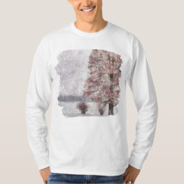 Träd nära Sjö Ett fåtal röda Löv och Snö T Shirt