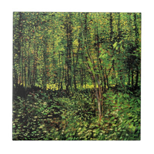 Träd och undervegetation av Vincent van Gogh Kakelplatta