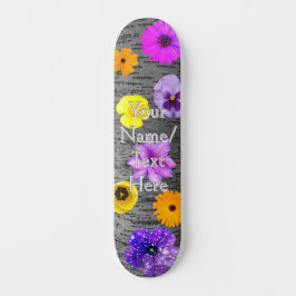 Träd och vårblommor Skateboard