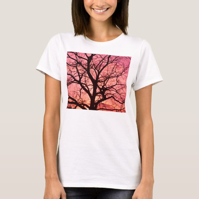  Träd Silhouette i kväll T-shirt (Framsida)