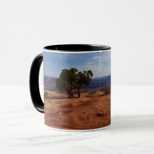 Träd ur röda klippor I vid Canyonlands Mugg