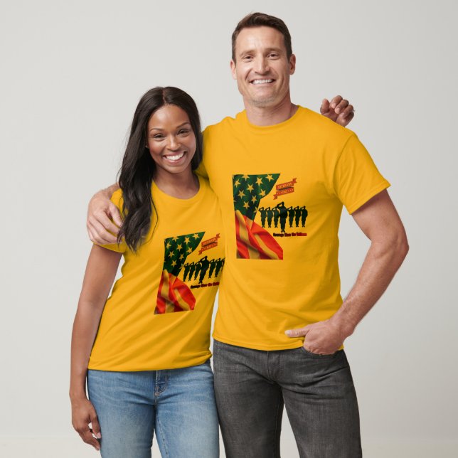 Trådar av patriotisk stolthet guld t shirt (Unisex)