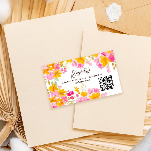 Trädgård gul rosa blommig bröllopsdusch registreri tilläggskort (Garden yellow pink floral registry bridal shower enclosure card)