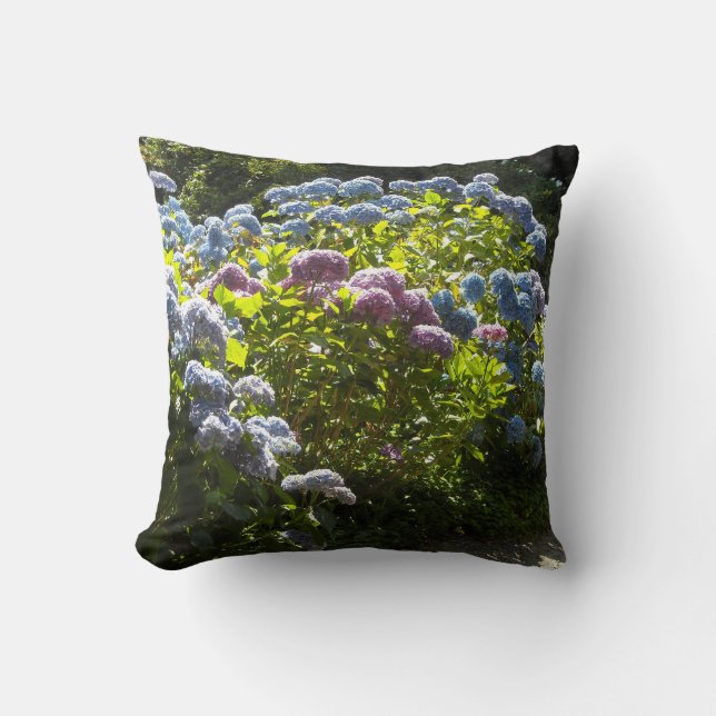 Trädgård med Hydrangeor Kudde (Framsida)