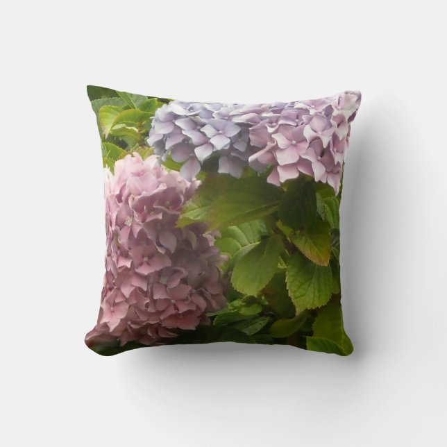 Trädgård med Hydrangeor Kudde (Framsida)