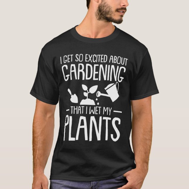 Trädgårdarbeteaste plantera får upphetsad arbeta i t shirt (Framsida)