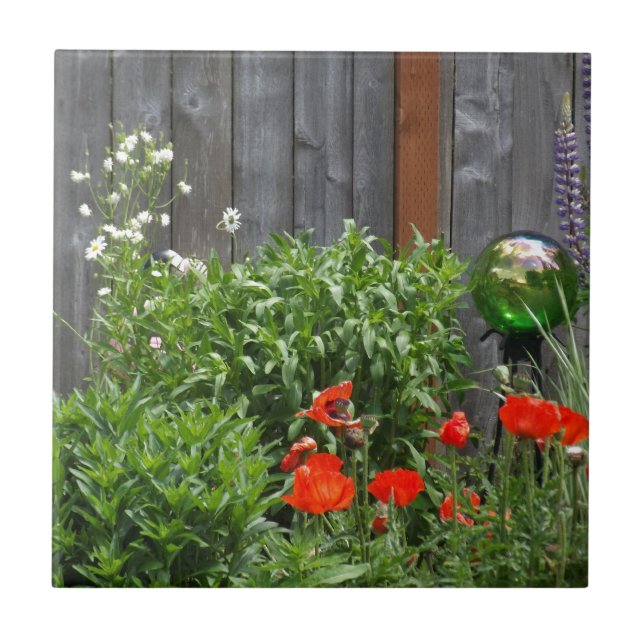 Trädgården blommar på staket kakelplatta (Framsidan)