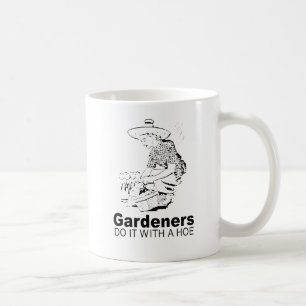 trädgårdsmästare gör det med en hacka 2 kaffemugg