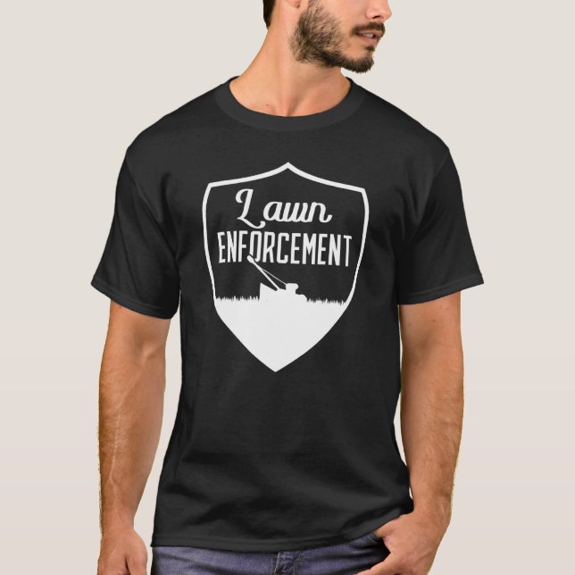 Trädgårdsskötsel Gräsmattskontroll Gräsklippare T Shirt (Framsida)