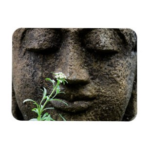 Trädgårdsstaty av sten med blomma magnet