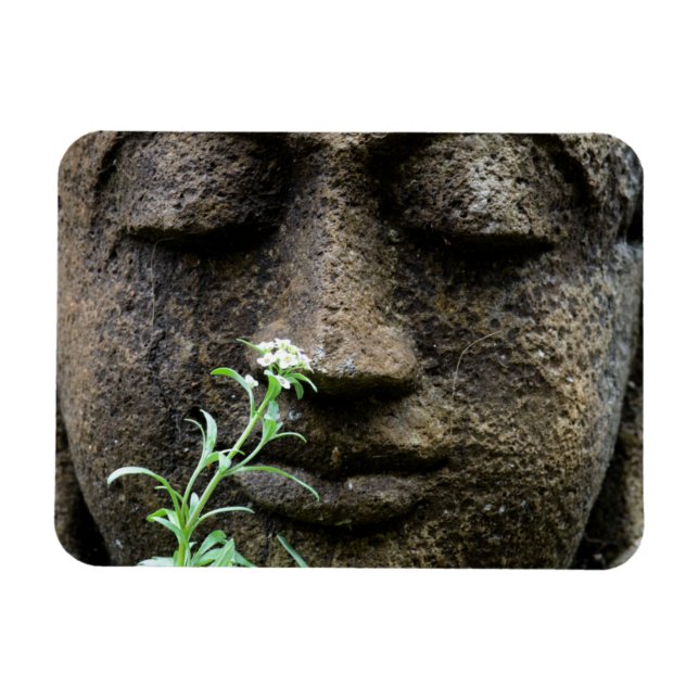 Trädgårdsstaty av sten med blomma magnet (Horisontell)