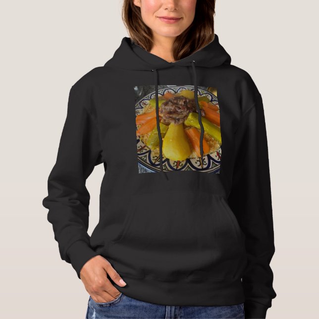 Traditional Moroccan Couscous Plate Illustration T Shirt (Framsida)