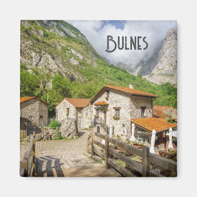 Traditional Stone Houses in Bulnes, Asturias Magnet (Framsidan)