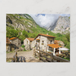 Traditional Stone Houses in Bulnes, Asturias Vykort
