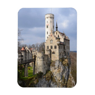Traditionell Castle på Cloudy-dagen Magnet