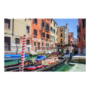 Traditionell gondola i Venedig Fototryck