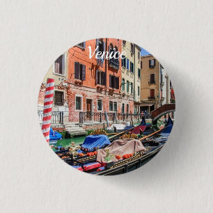 Traditionell gondola i Venedig Knapp